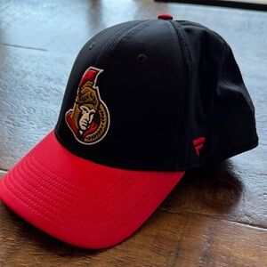 Fanatics Flex Fit Ottawa Senators Black and Red Logo Baseball Cap